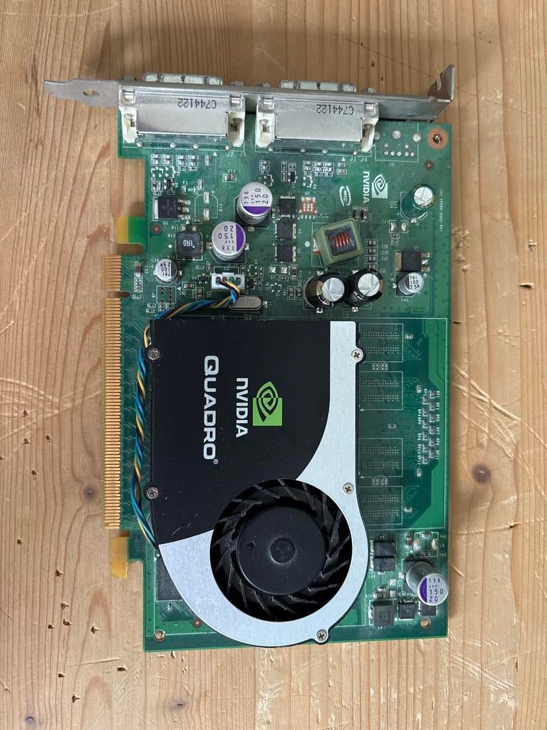 NVIDIA Quadro FX1700 Grafische Kaart, Gebruikt, Ophalen of Verzenden, PCI-Express 1, GDDR2