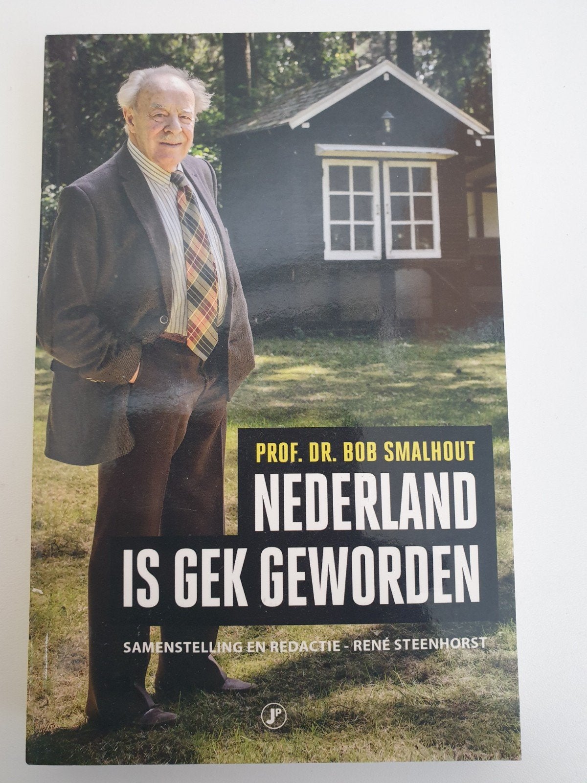 Prof. Dr. Bob Smalhout - Nederland is gek geworden, Ophalen of Verzenden, Gelezen, Prof. Dr. Bob Smalhout