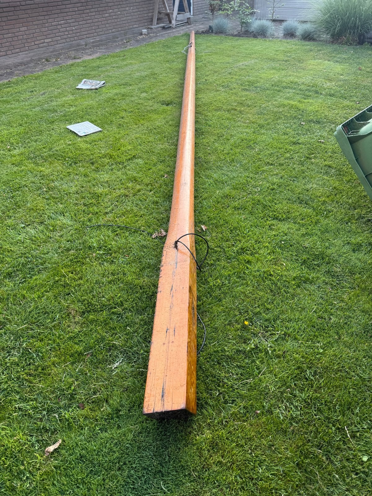 Houten mast voor zeilboot, met rotte plek, Watersport en Boten, Ophalen, Gebruikt, Toebehoren, Minder dan 15 m²