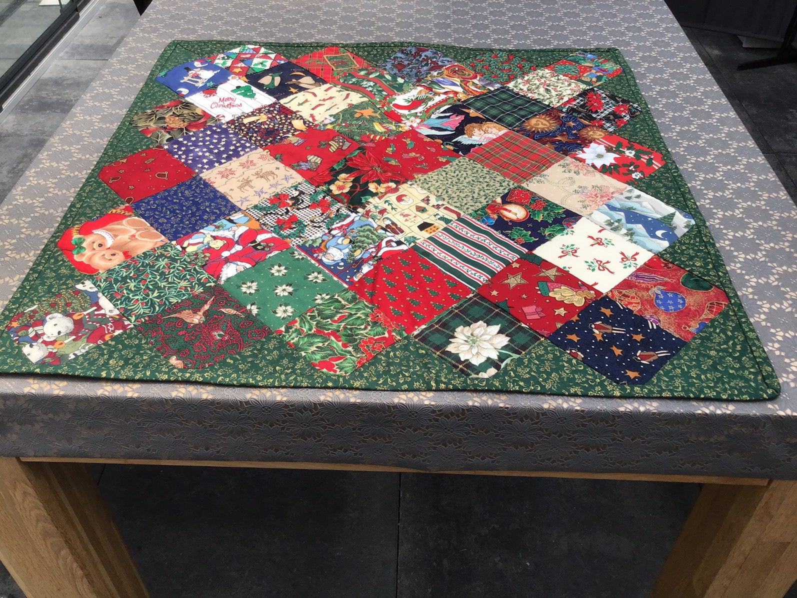 Quilt 71x71 cm, Ophalen, Zo goed als nieuw