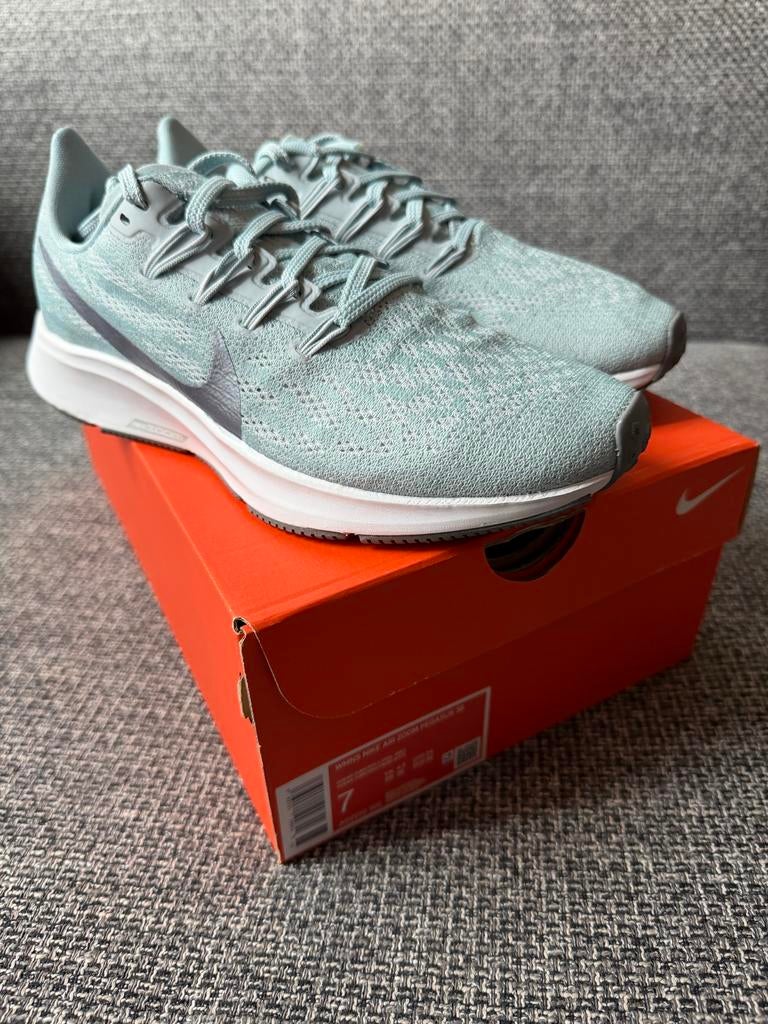 Nike Air Zoom Pegasus 36, maat 38, Blauw, Nieuw, Ophalen of Verzenden, Sneakers of Gympen