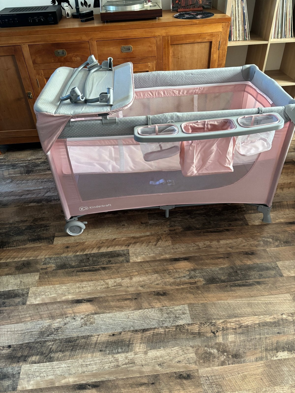 Kinderkraft Ledikant/Campingbedje Roze met Accessoires, Ophalen, 70 tot 85 cm, 140 tot 160 cm, Zo goed als nieuw