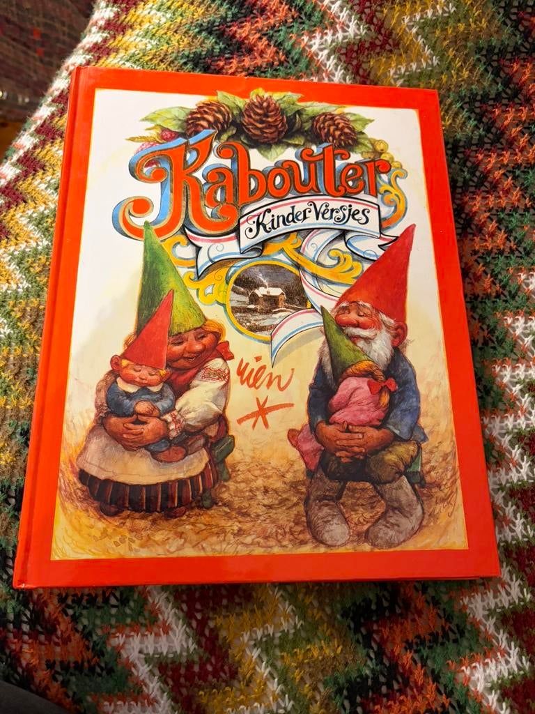 Kabouter kinderversjes /Rien Poortvliet /zware hardcover, Boeken, Ophalen of Verzenden, Zo goed als nieuw