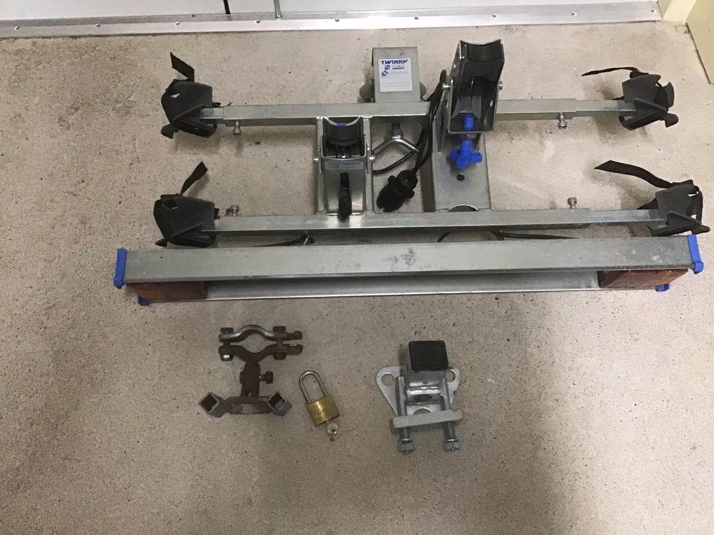 Twinny load fietsendrager voor 2 fietsen, Auto diversen, Fietsendragers, Ophalen, 2 fietsen, Gebruikt, Trekhaakdrager