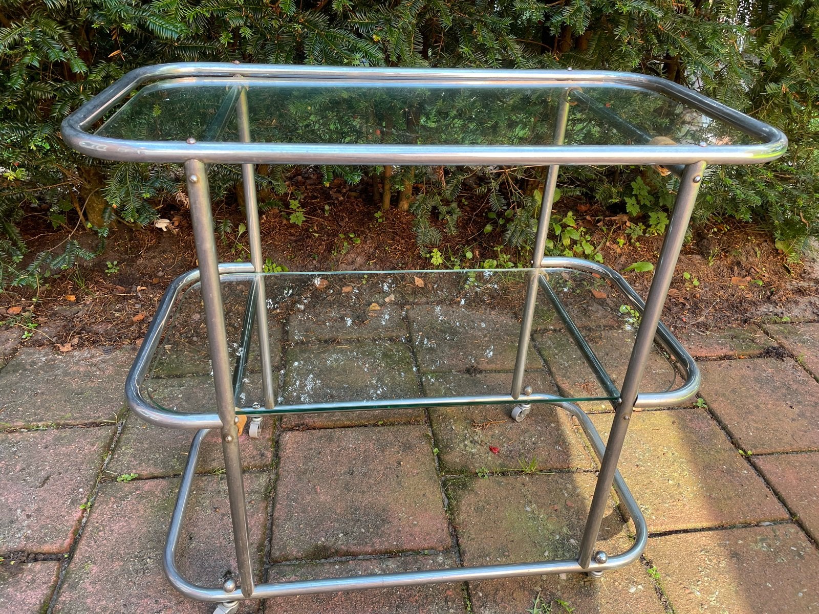 Chromen vintage serveerwagen, Ophalen