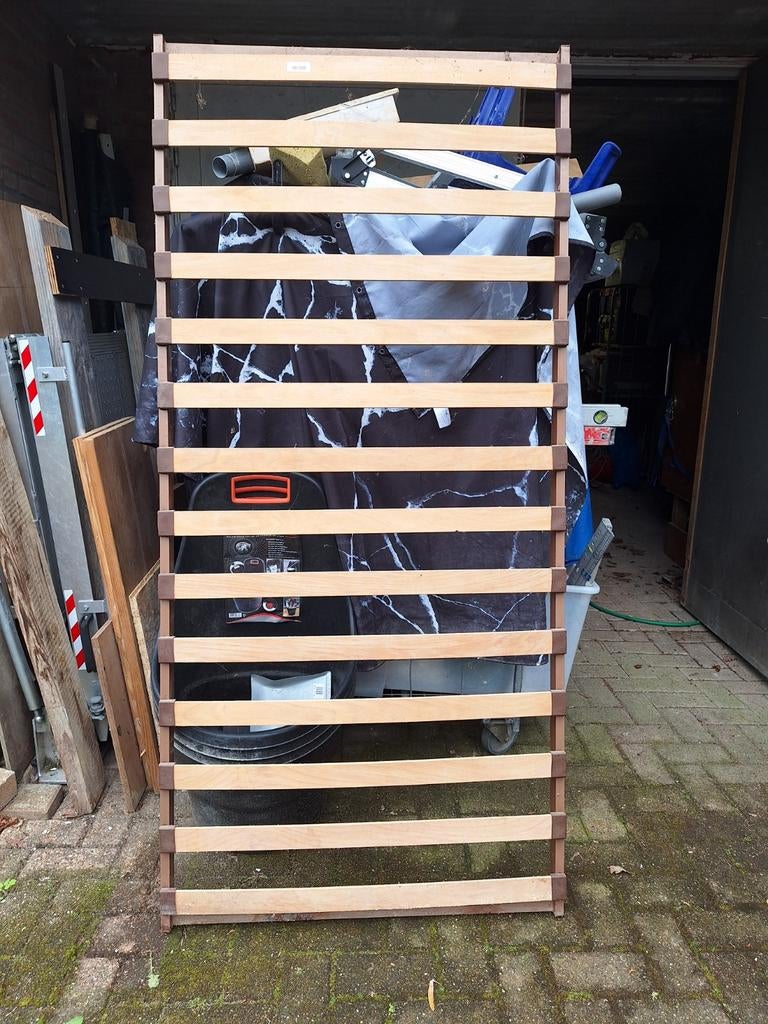 Lattenbodem, Ophalen, Zo goed als nieuw, Eenpersoons, 90 cm