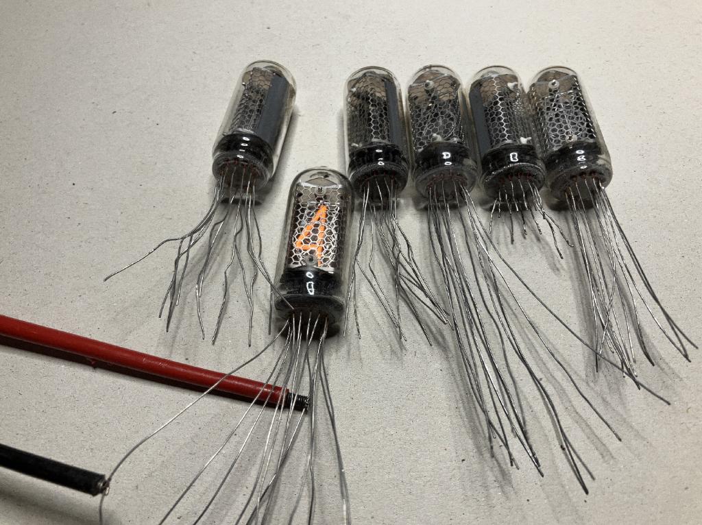 Nixie IN8-2 buisjes, Gebruikt, Verzenden, Onbekend, Onbekend