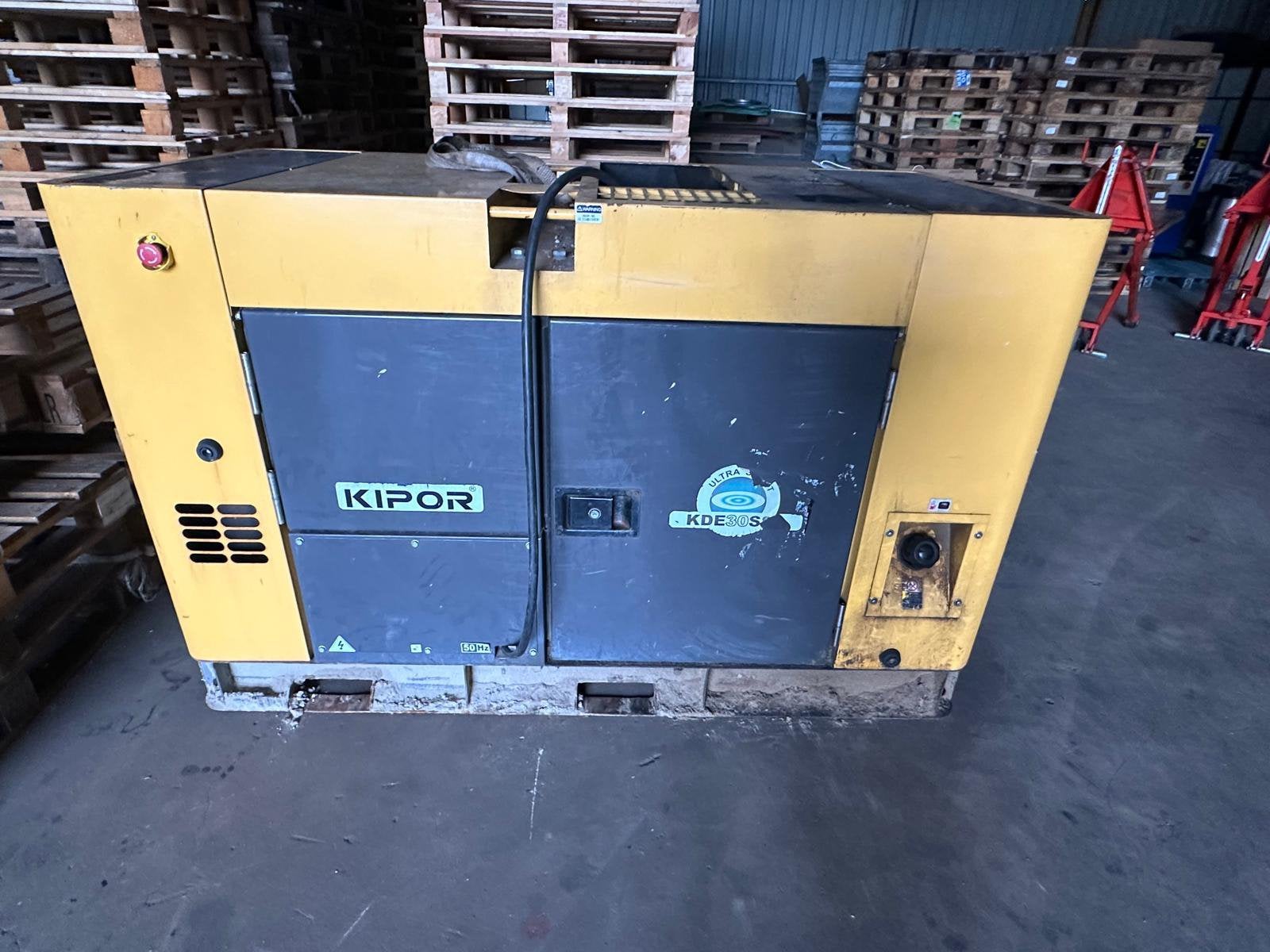 Kipor stroomgenerator 30kVA, Ophalen, Minder dan 50 watt