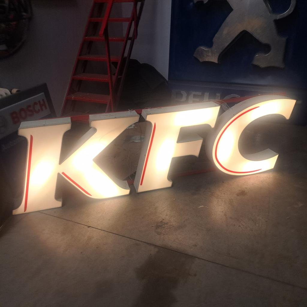 KFC Kentucky Fried Chicken lichtbak, Verzamelen, Merken en Reclamevoorwerpen, Ophalen, Gebruikt, Lichtbak of (neon) lamp