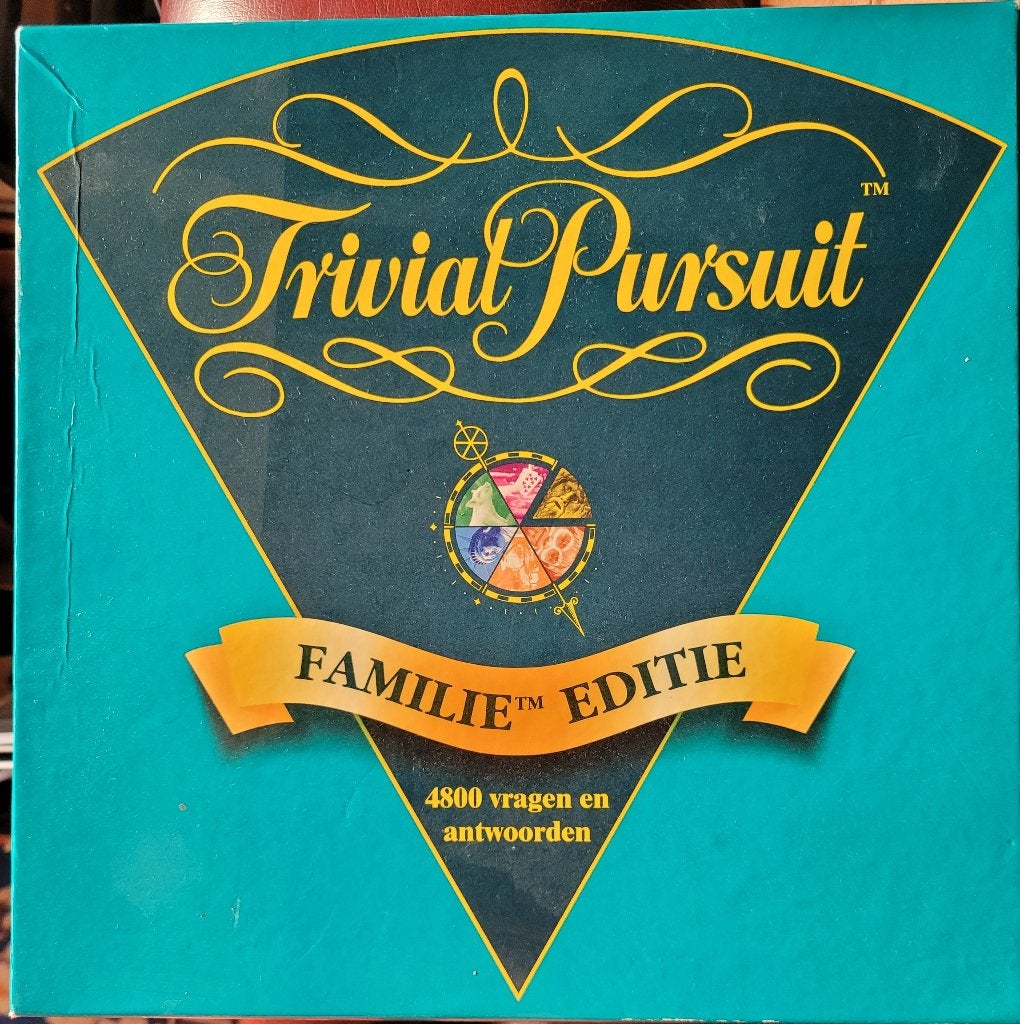 Trivial Pursuit Familie editie.€.20,00 INCLUSIEF VERZENDEN., Hobby en Vrije tijd, Gezelschapsspellen | Bordspellen, Ophalen of Verzenden