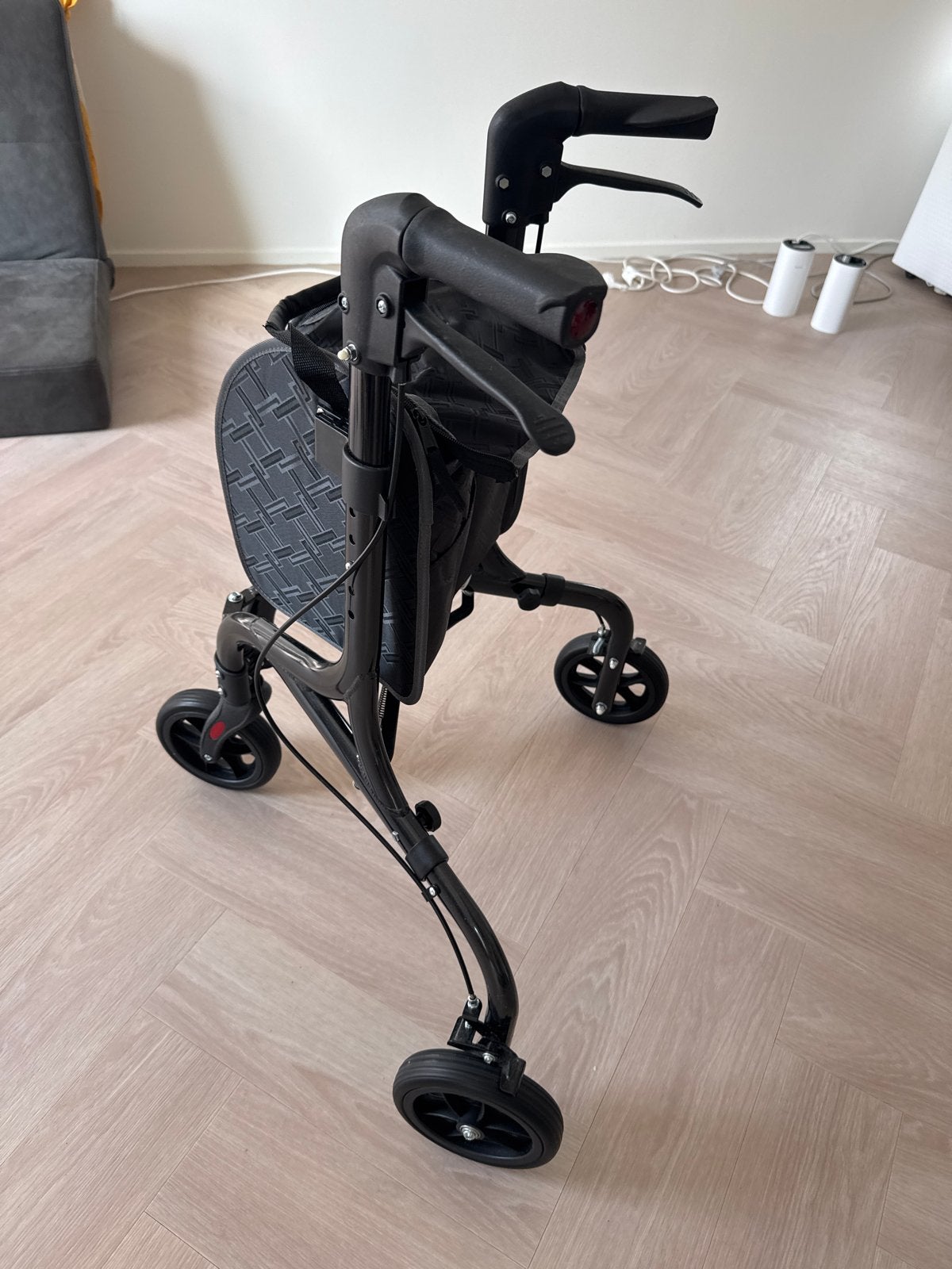 Tripod Rollator, nieuw, Diversen, Ophalen, Opvouwbaar, Nieuw
