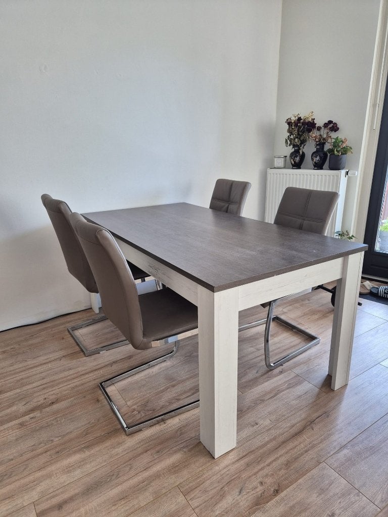 Gratis Eethoek - Eettafel 170*90 en 4 stoelen, Ophalen, Gebruikt, 100 tot 150 cm, 50 tot 100 cm
