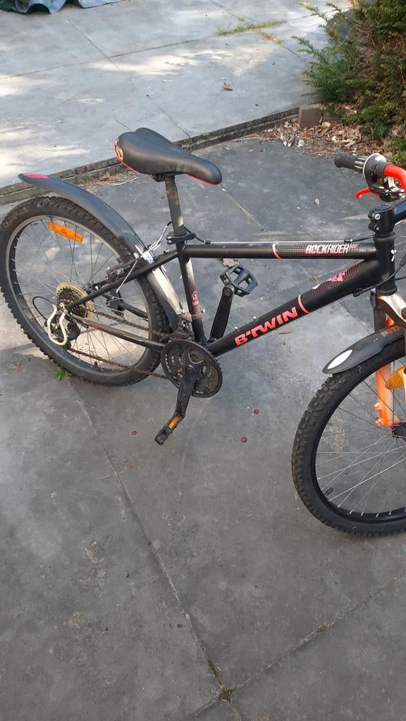 B'Twin Rockrider 300 24 inch Mountainbike (Eindhoven), Minder dan 45 cm, Ophalen, Gebruikt, Overige merken
