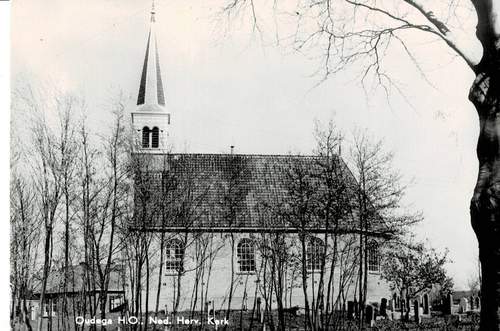 Oudega, Kerk, Verzamelen, Ansichtkaarten | Nederland, Ophalen of Verzenden, Ongelopen, Friesland