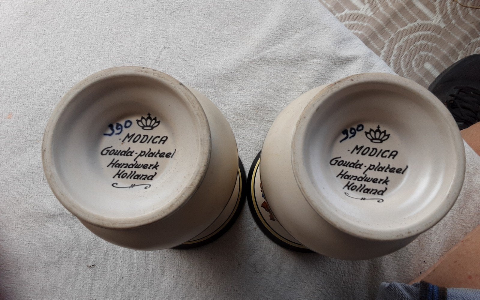 Set van 2 Modica Gouda-plateel vazen, handwerk Holland, Antiek en Kunst, Antiek | Keramiek en Aardewerk, Ophalen of Verzenden