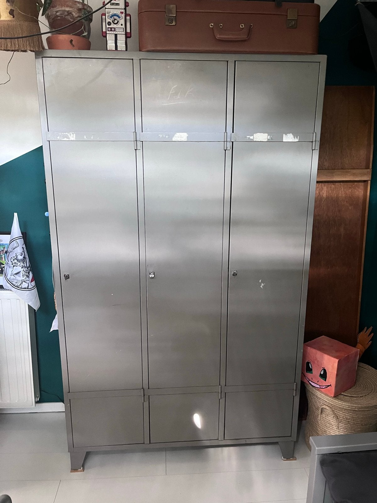 Metalen Lockerkast met 3 Deuren - Multifunctioneel, Ophalen, Gebruikt