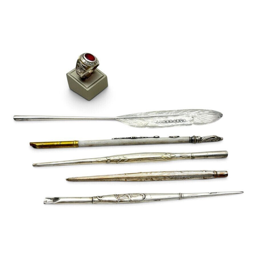 Lot diverse pennen en ring, Antiek en Kunst, Ophalen of Verzenden