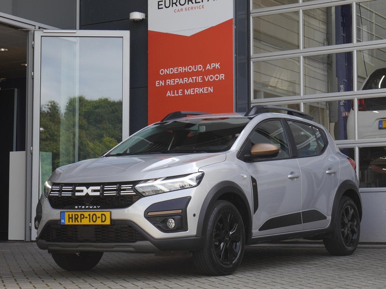 Dacia SANDERO Stepway 1.0 TCe 90 Comfort | Automaat | Naviga, Automaat, Gebruikt, Lichtsensor, Bedrijf