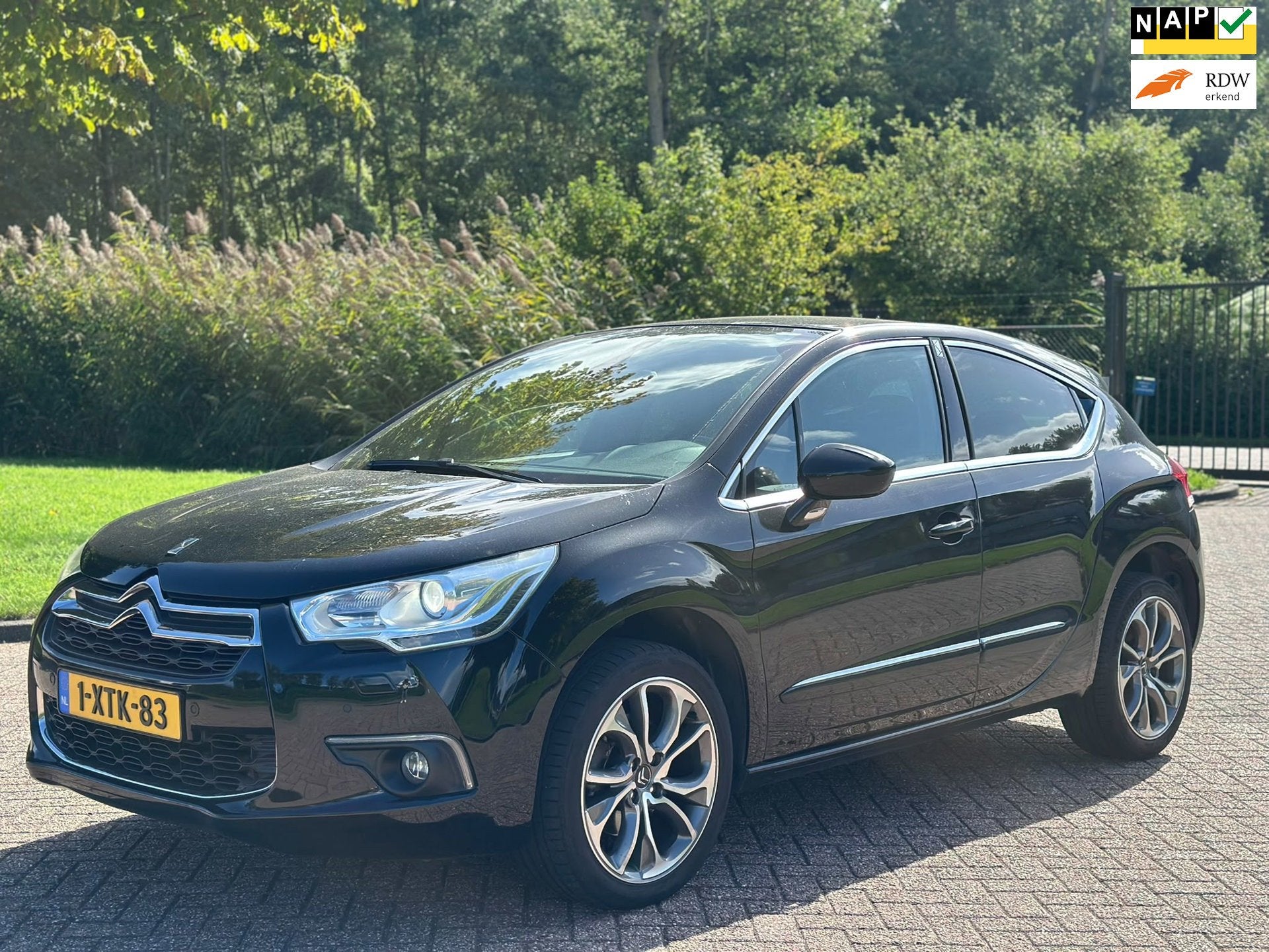 Citroen DS4 1.6 THP So Chic/AUTOMAAT/5DEURS/AIRCO/CRUISE/HAL, Auto's, Euro 5, Zwart, 715 kg, Leder en Stof