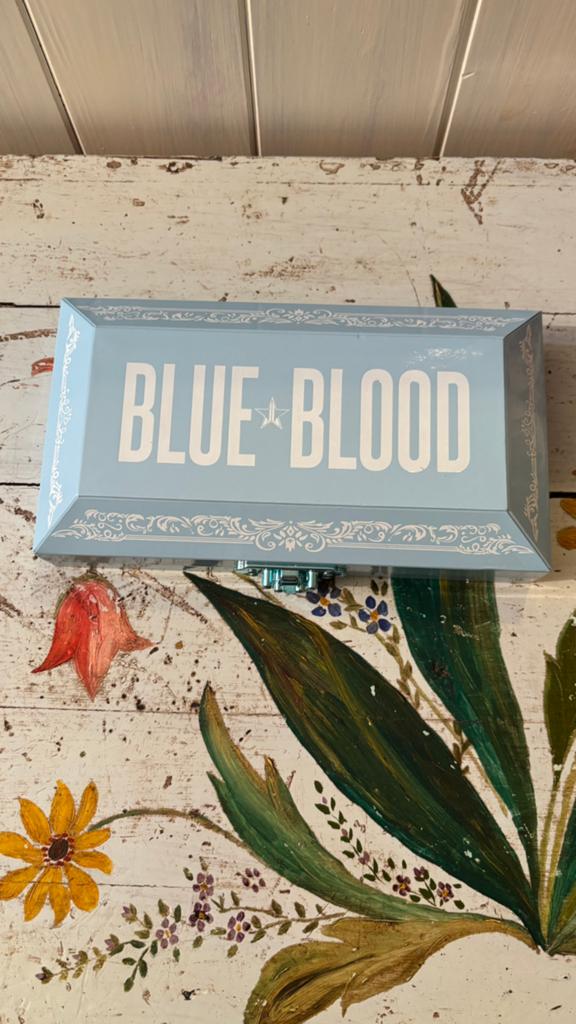 Jeffree Star Blue Blood oogschaduw palet, Ogen, Zo goed als nieuw, Make-up, Verzenden
