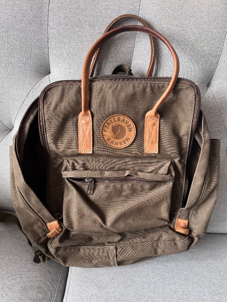 Fjällraven Kanken No 2 (dark olive), Ophalen of Verzenden, Gebruikt, Overige merken, 30 tot 45 cm