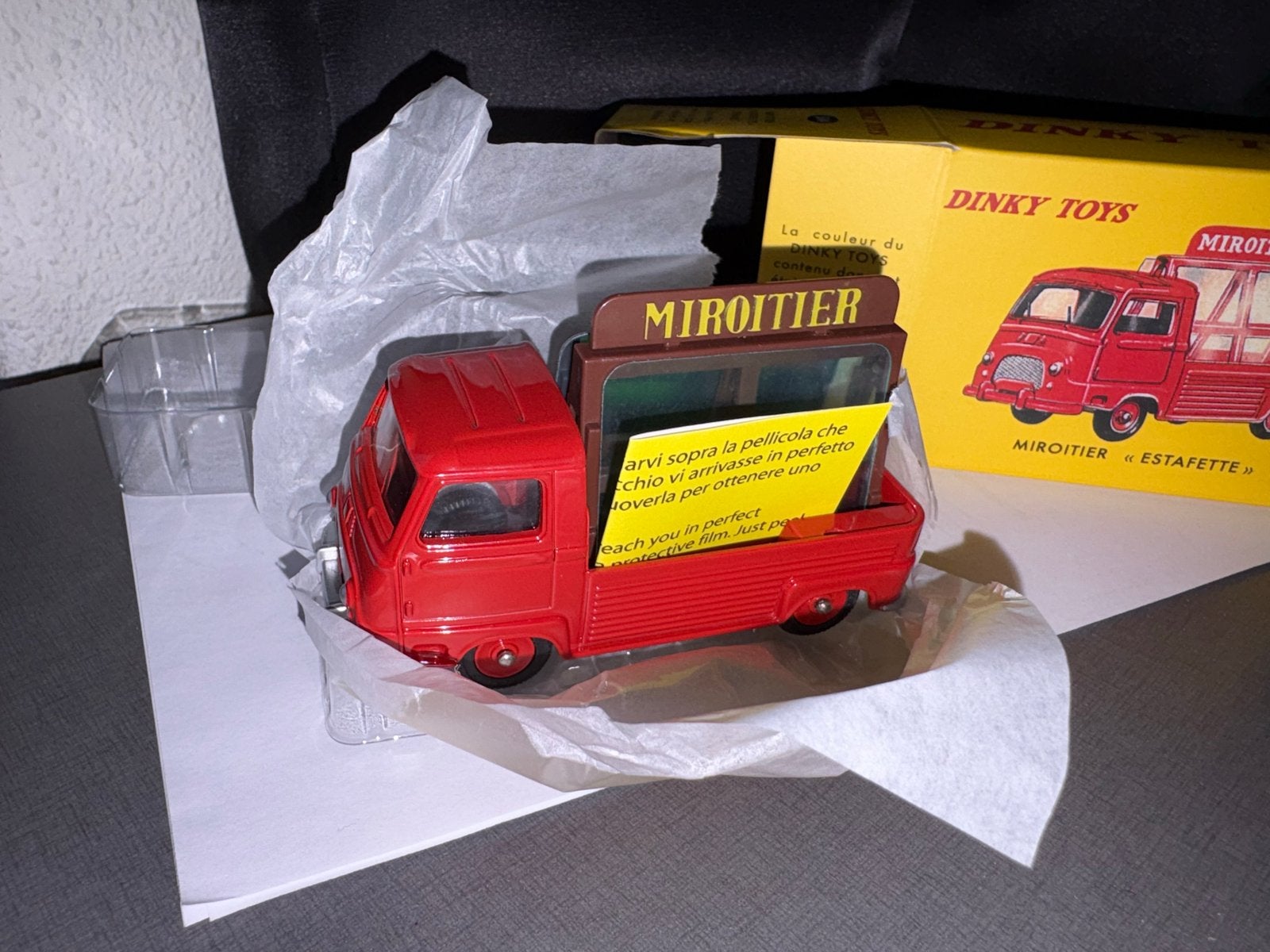 Dinky Toys Atlas Miroitier Renault Estafette 564, Hobby en Vrije tijd, Ophalen of Verzenden, Nieuw, Bus of Vrachtwagen, Dinky Toys