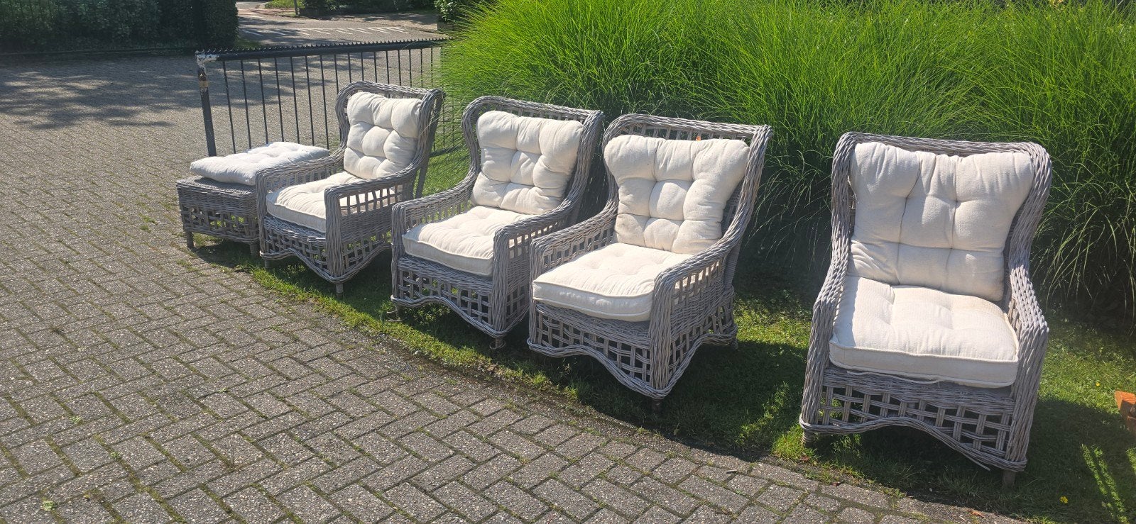 4 landelijke brocante tuinstoelen met hocker, Ophalen, Nieuw, Hocker