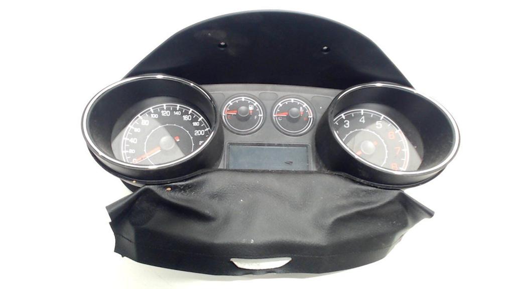 Cockpit Fiat Bravo, Onderdelen@venauto.nl, Van der Ven Autorecycling B.V., Gebruikt, Ettenseweg 76, 4706 PB Roosendaal, The Netherlands