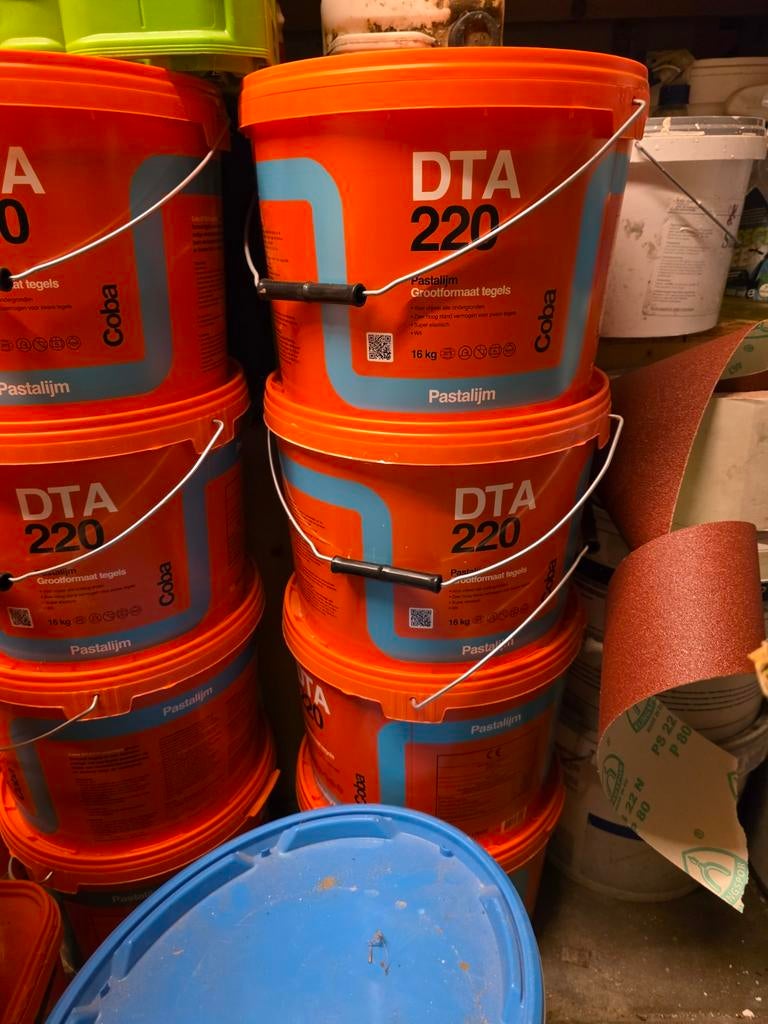 Tegelpasta- en poederlijm - Diverse soorten, Ophalen of Verzenden, Nieuw, Overige materialen, Overige typen