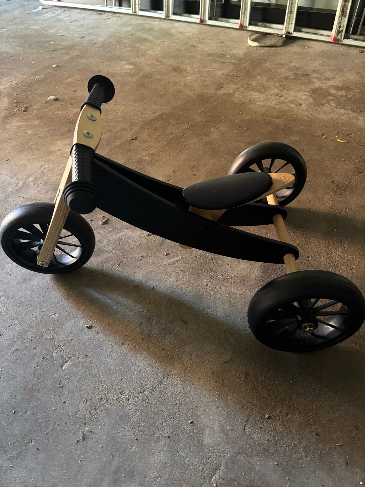 Houten loopfiets/driewieler voor kinderen, Fietsen en Brommers, Fietsen | Driewielers, Ophalen, Gebruikt, Verstelbare zitting