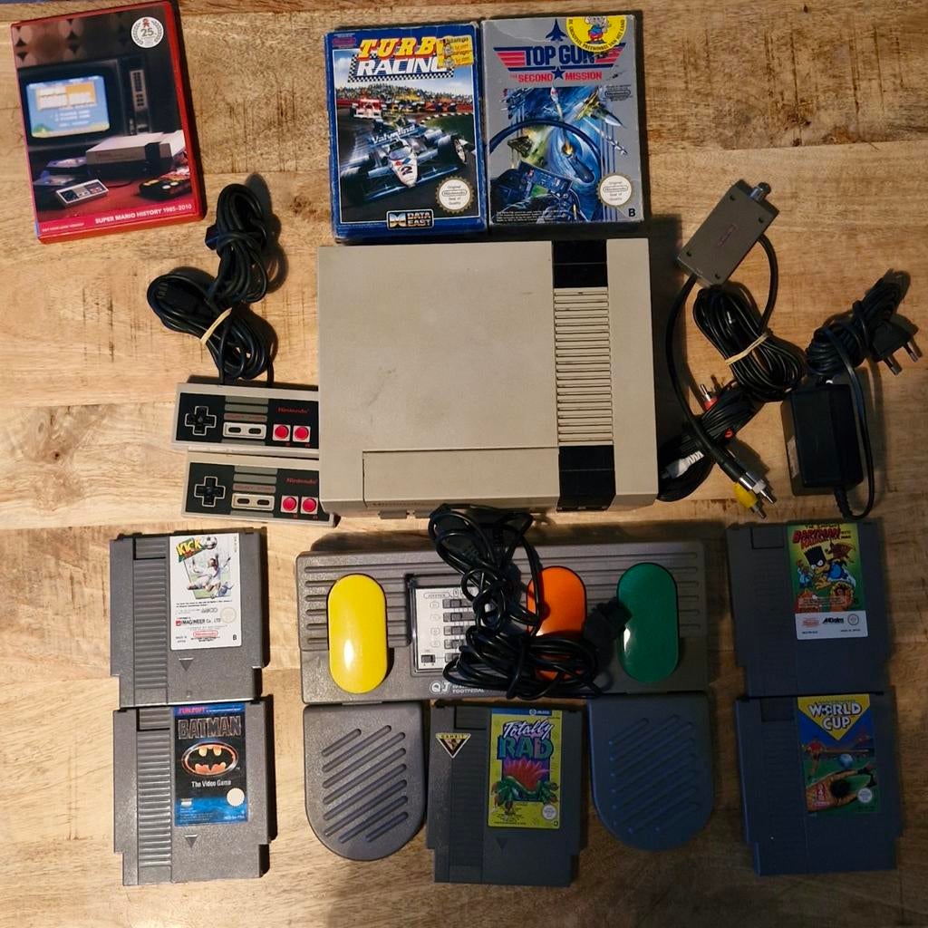 Nintendo NES Console met 7 Spellen en Accessoires, Spelcomputers en Games, Gebruikt, Overige genres, 2 spelers, Eén computer