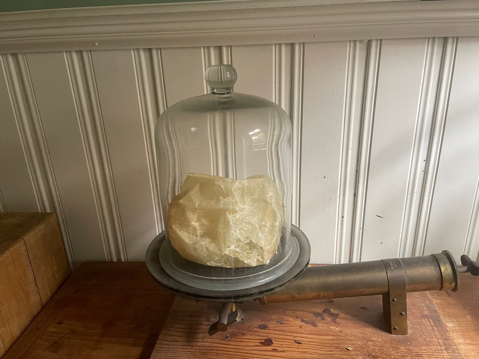 Antieke Vacuümpomp met Glazen Stolp - Decoratief & Functione, Ophalen