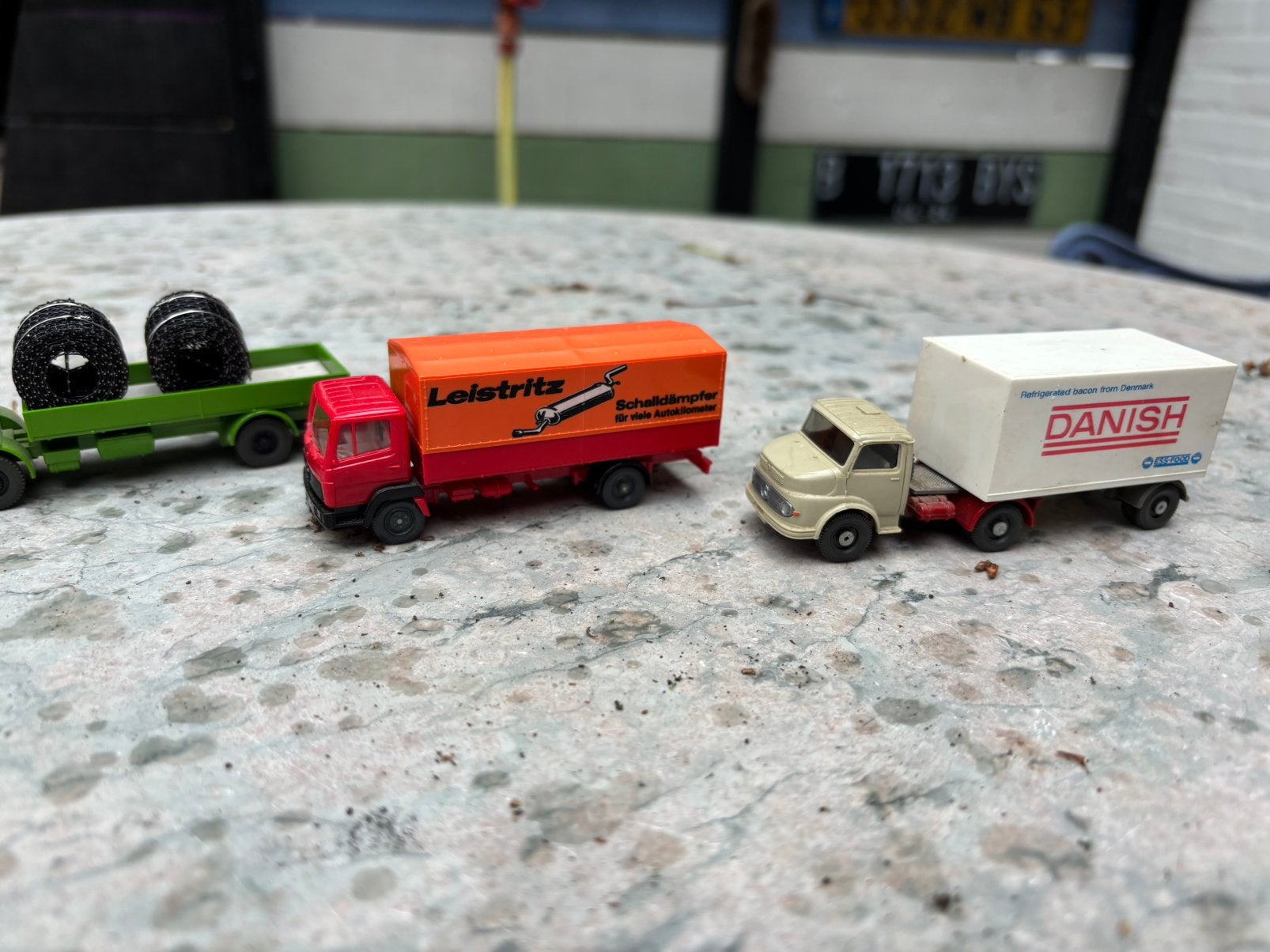 Model auto’s.   1 : 87, Ophalen of Verzenden, Bus of Vrachtwagen, Wiking