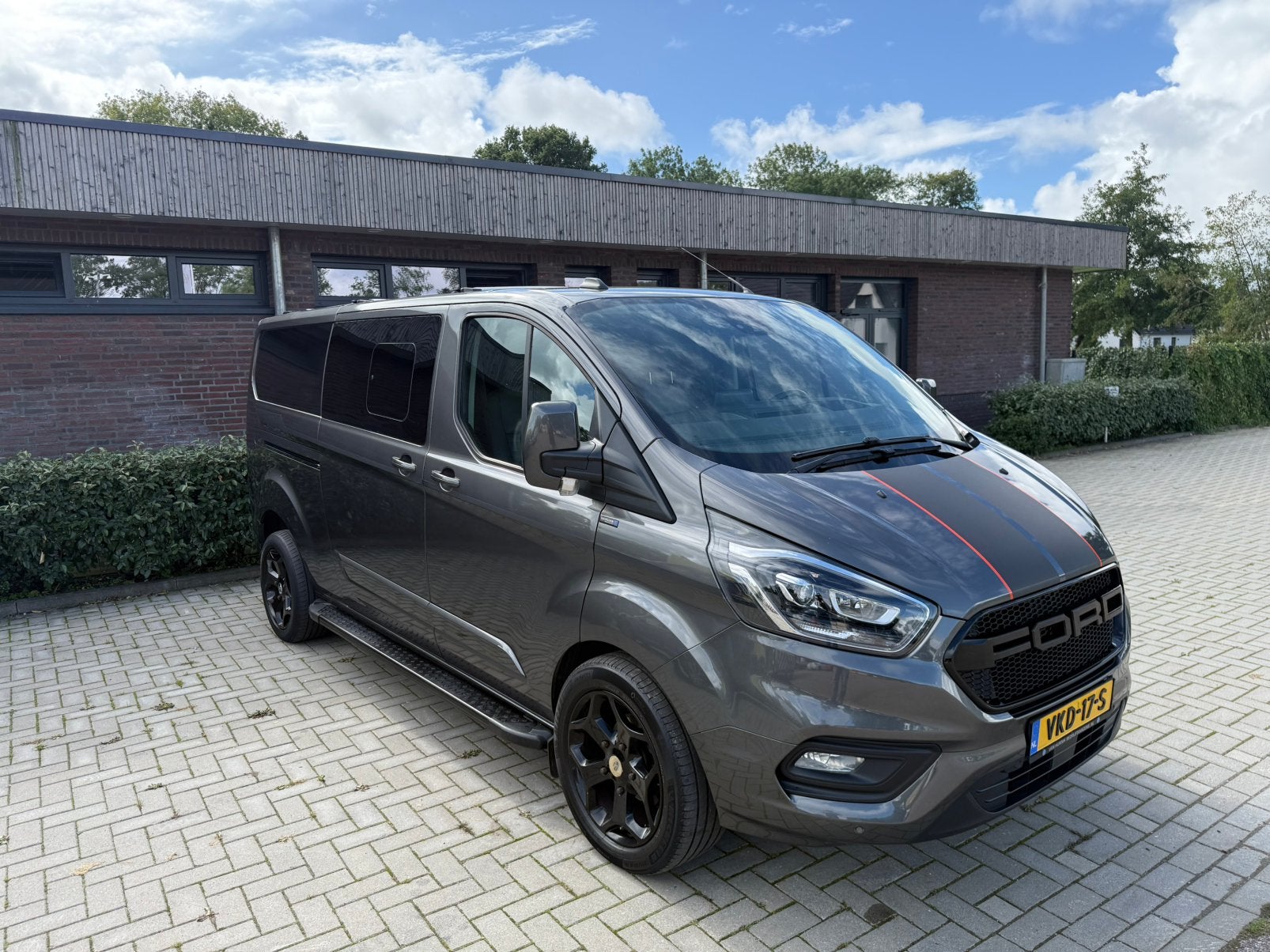 Ford Transit Custom DC 170PK  L2h1 Automaat neerklapbare d.d, Auto's, Dealer onderhouden, 1995 cc, Euro 6, 4 cilinders