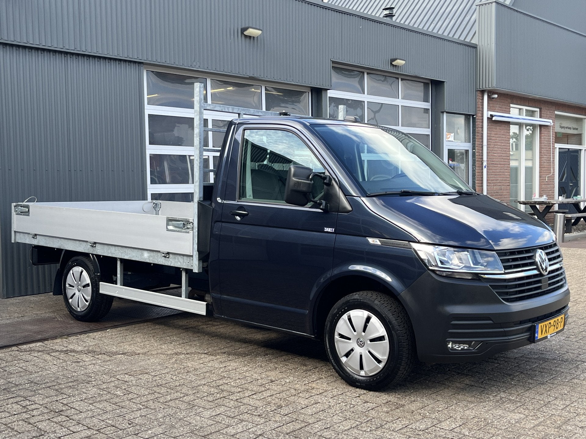 Volkswagen Transporter 2.0 TDI L2 Pick up open laadbak Pick-, Auto's, Voorwielaandrijving, Gebruikt, 4 cilinders, Bedrijf