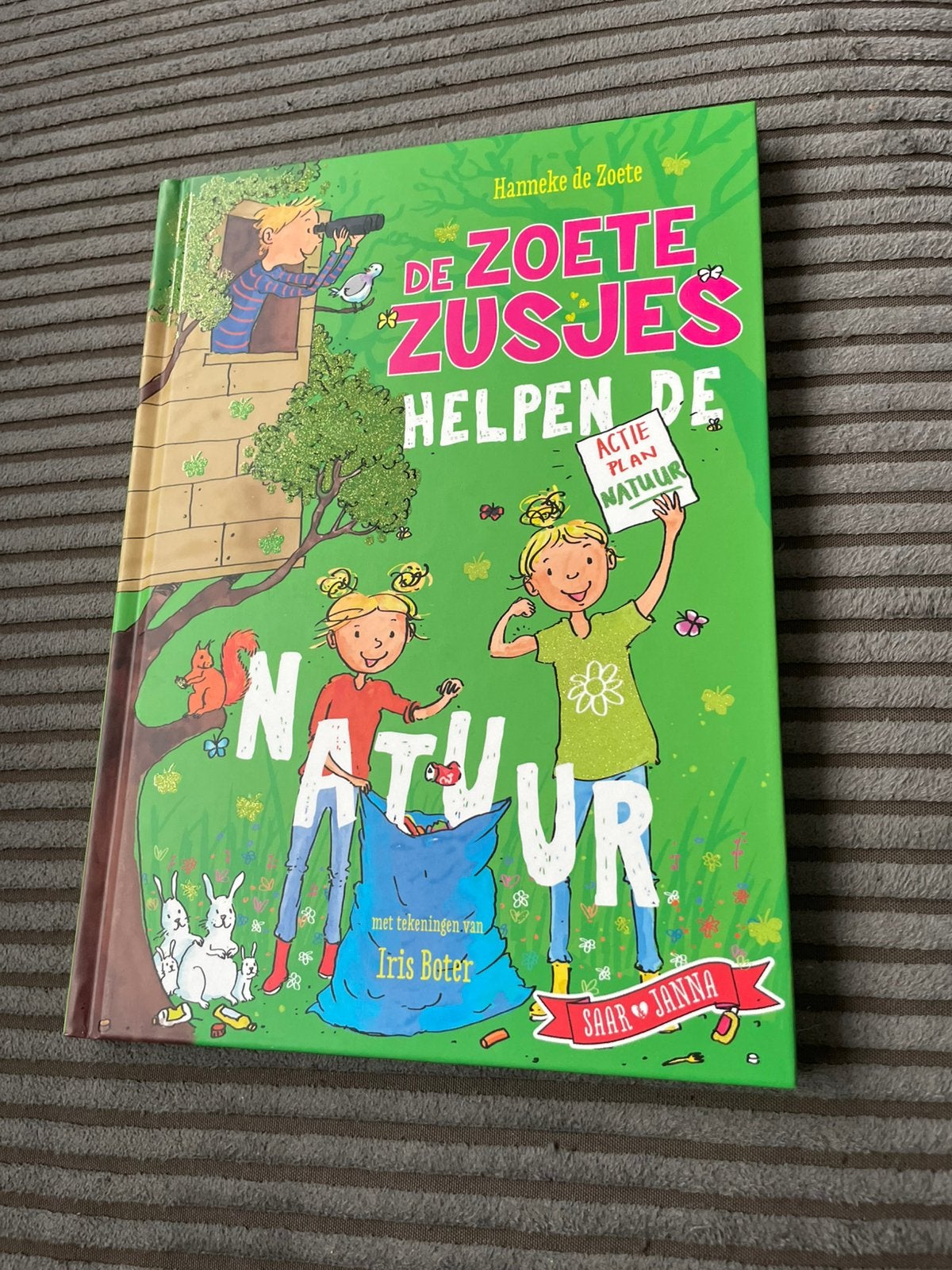 Boek van Hanneke de Zoete De Zoete Zusjes helpen de natuur, Ophalen of Verzenden, Zo goed als nieuw, Fictie algemeen