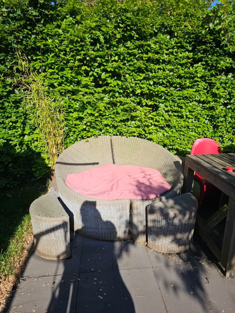 Wicker Loungestoel met 2 Bijzettafels, Tuin en Terras, Tuinsets en Loungesets, Gebruikt, Bijzettafel, Loungeset, Wicker