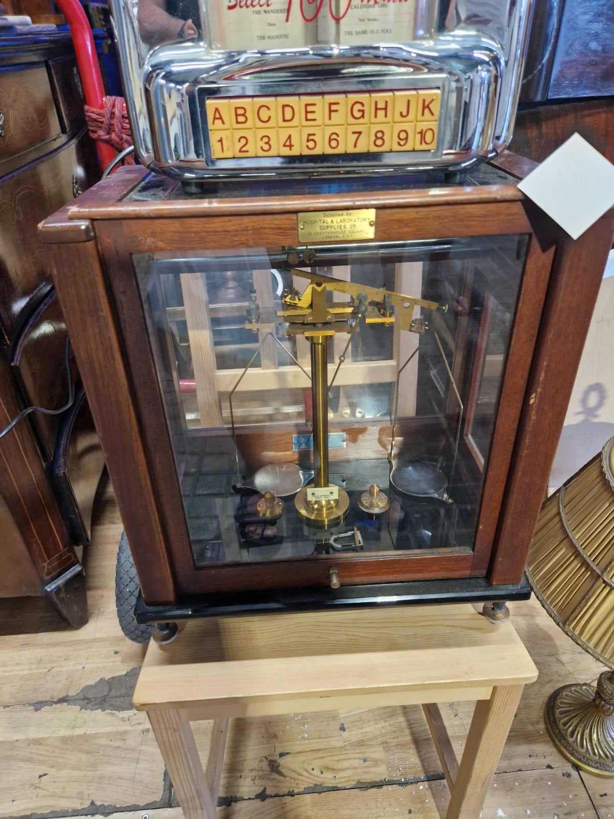 Antieke Stanton Instruments laboratorium precisieweegschaal, Antiek en Kunst, Ophalen of Verzenden