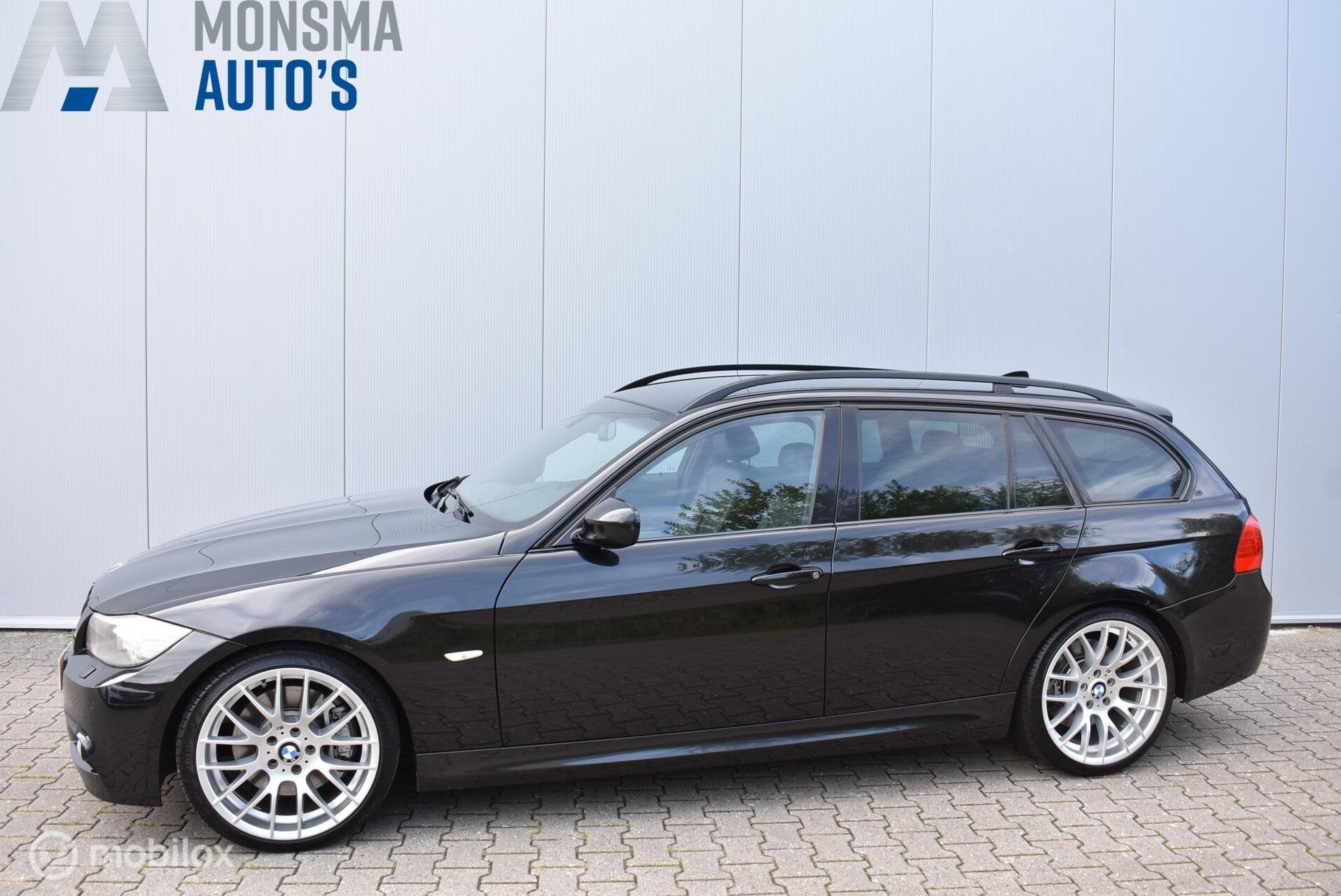 BMW 335i Touring M-Sport Clima Cruise Leder H/K 19" CSL Elek, Automaat, Achterwielaandrijving, Gebruikt, Zwart