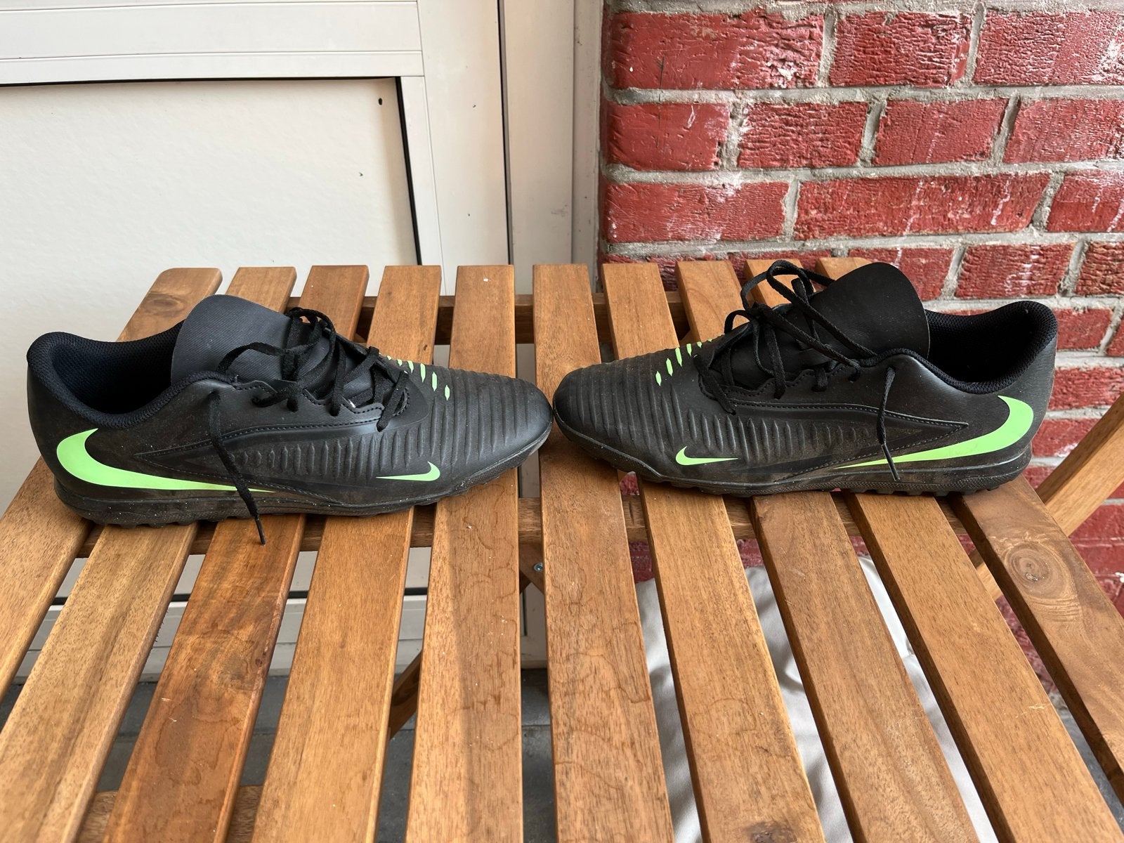 Nike Phantom 6 Low Club TF - Maat 44.5, Maat XS of kleiner, Ophalen of Verzenden, Zo goed als nieuw, Schoenen