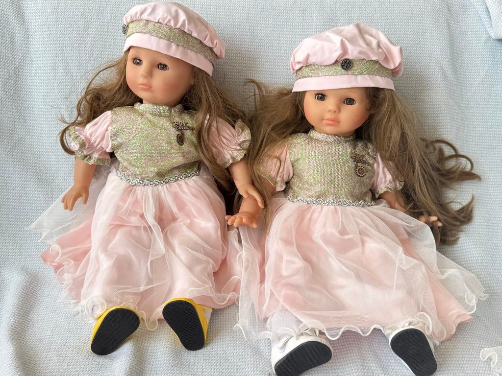 Vintage Zapf poppen set + kleding, 3 outfits, Ophalen of Verzenden, Zo goed als nieuw, Overige typen