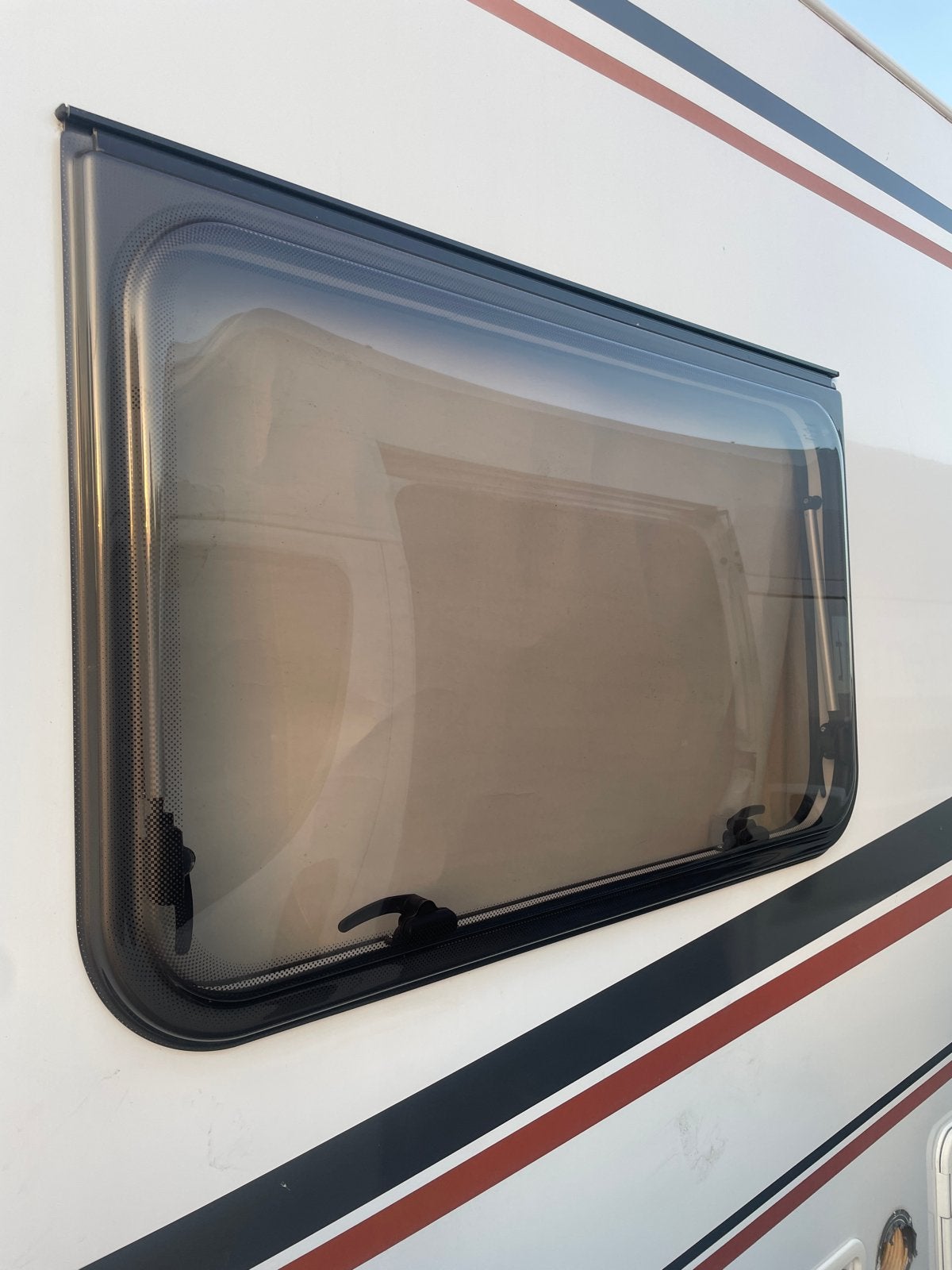 3 Dometic klapramen voor caravan of camper, Ophalen, Gebruikt