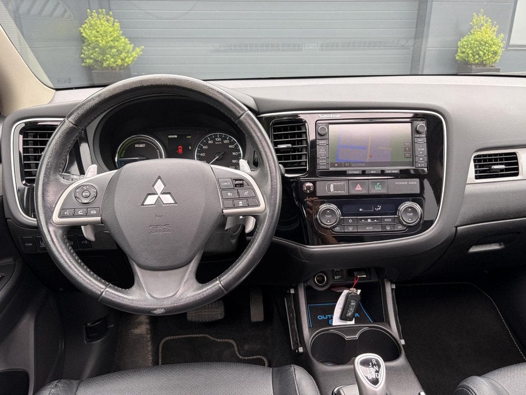Mitsubishi Outlander 2.0 PHEV Executive Edition Trekhaak,Sch, Auto's, Mitsubishi, 1998 cc, Euro 6, 4 cilinders, Blauw