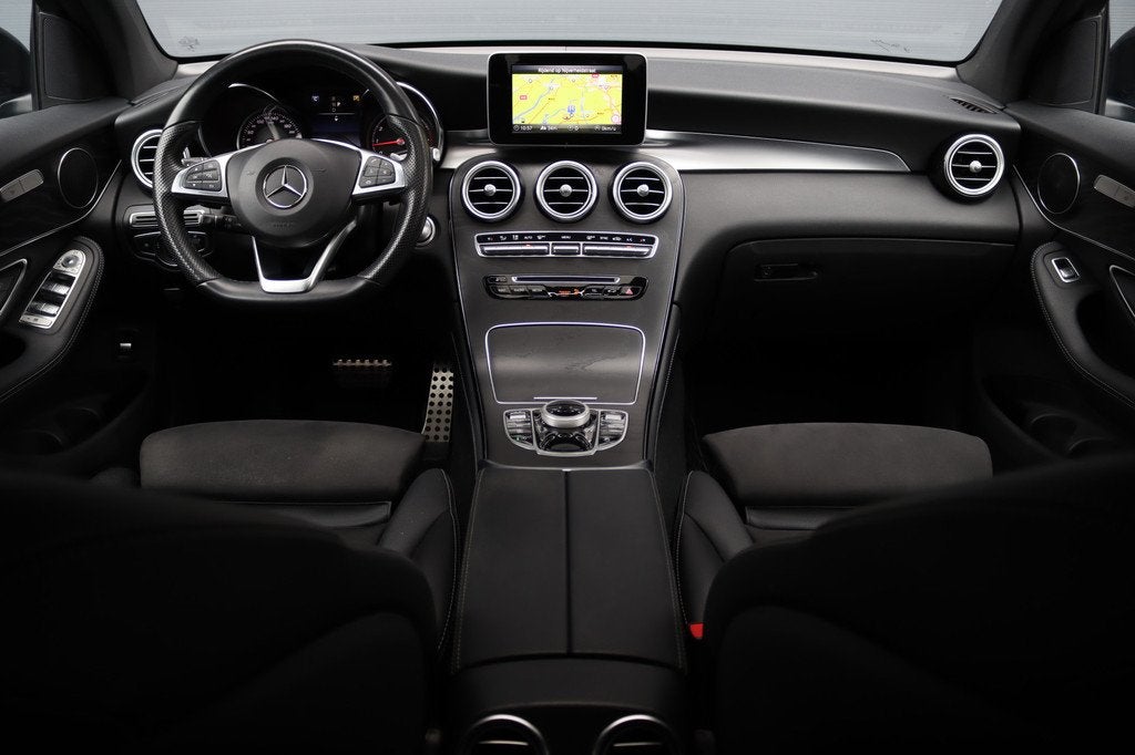 Mercedes-Benz GLC Coupé 250 4MATIC AMG Line | Schuifdak | D, Auto's, Mercedes-Benz, Gebruikt, Blauw, Bedrijf, Vierwielaandrijving
