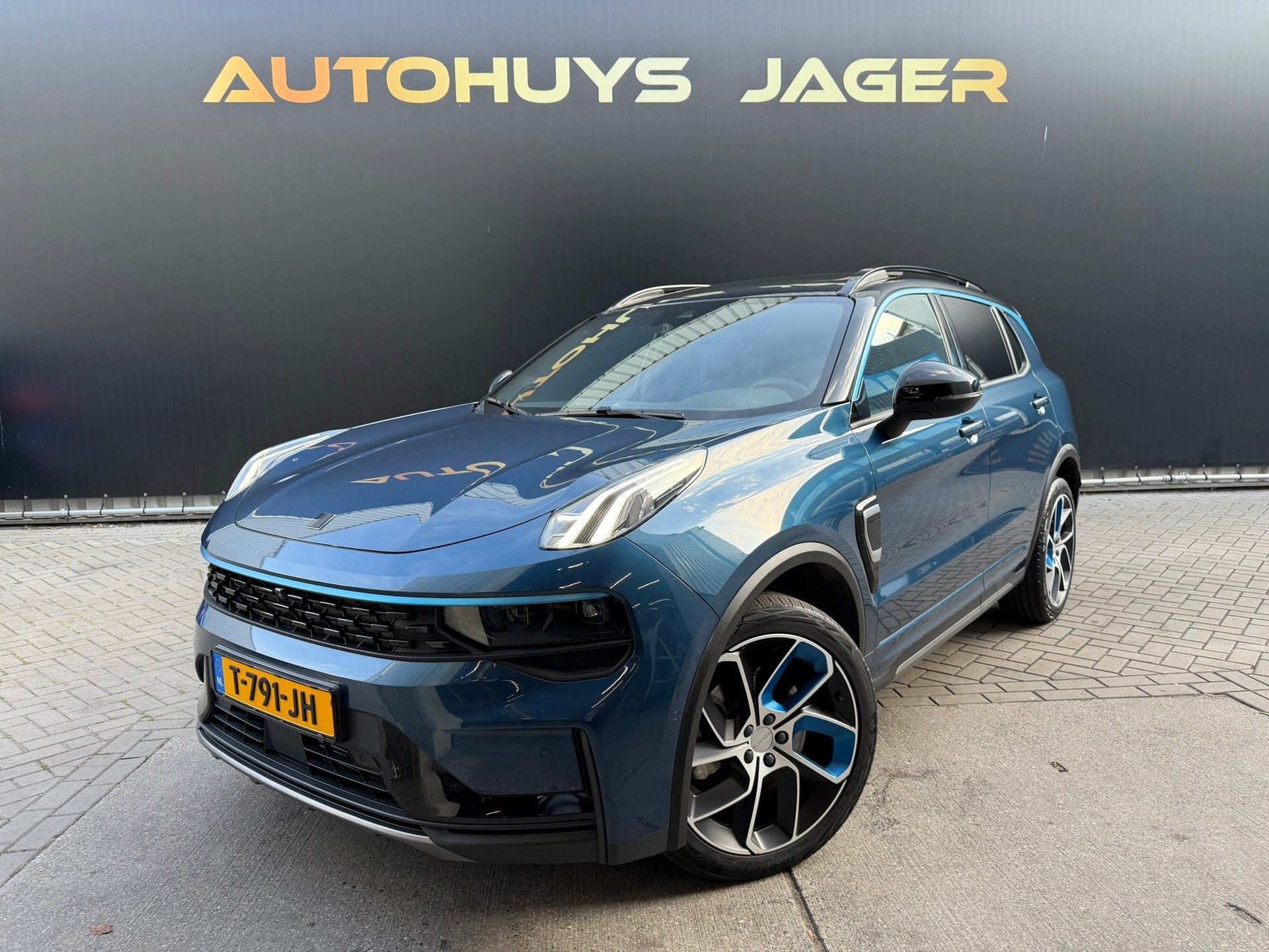 Lynk & Co 01 1.5 Pano 360 Memory Carplay Hybride Automaat, Auto's, Dealer onderhouden, Stof, Blauw, Bedrijf