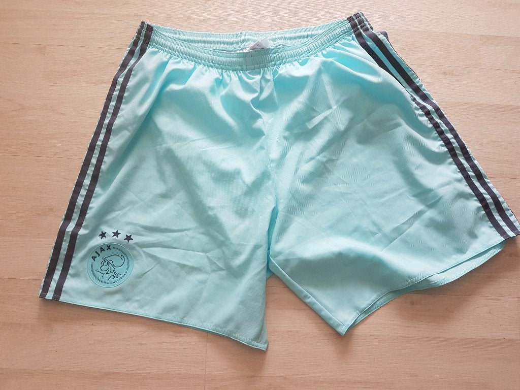 Ajax UIT MATCH Short! Seizoen 16/17! Mt XL!, Kleding | Heren, Sportkleding, Zo goed als nieuw, Voetbal, Maat 56/58 (XL), Rood