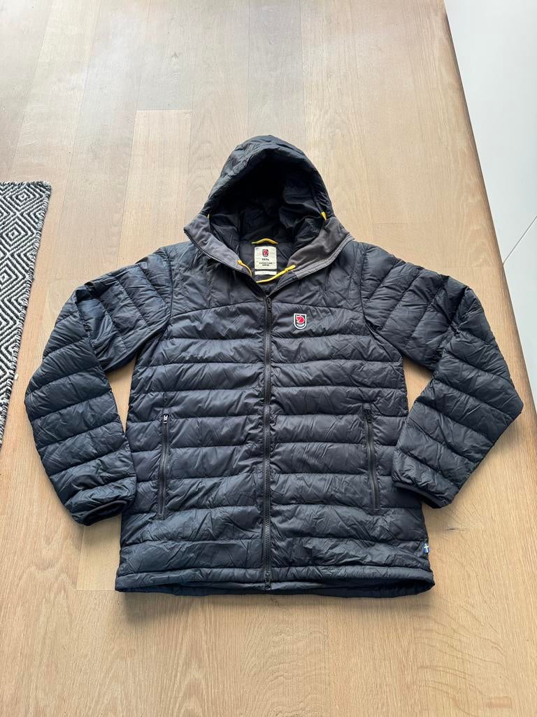 Nieuwstaat fjallraven exspedition pack down hoedie maat L, Kleding | Heren, Ophalen of Verzenden, Zo goed als nieuw, Maat 48/50 (M)