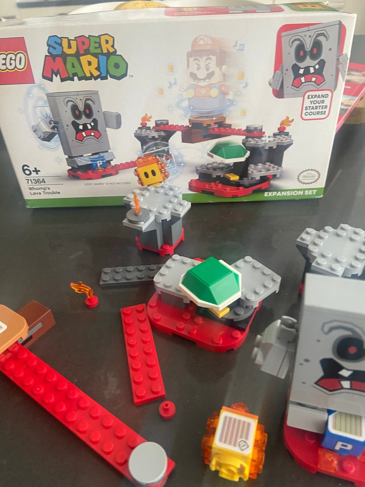 LEGO Super Mario 71364 Uitbreidingsset: Whomps Lavafort, Ophalen of Verzenden, Zo goed als nieuw