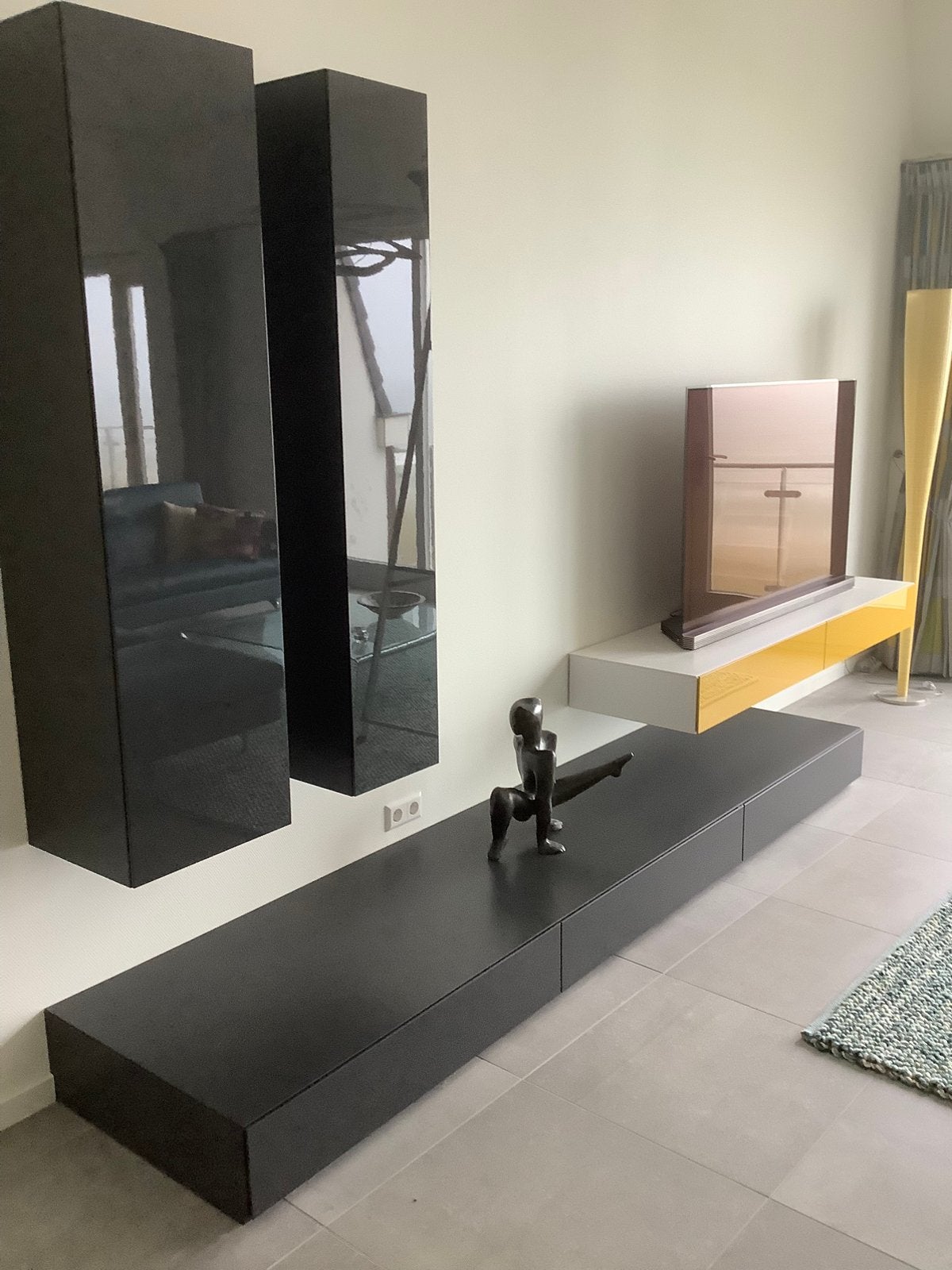 KETTNAKER WAND TV KASTEN, Huis en Inrichting, Ophalen, Overige materialen, 250 tot 300 cm, Zo goed als nieuw