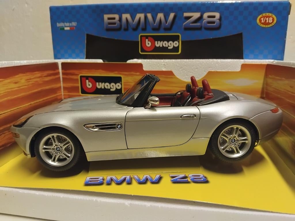 BMW Z8 Roadster silver cabriolet Bburago special 1:18 KRD, Hobby en Vrije tijd, Modelauto's | 1:18, Ophalen of Verzenden, Zo goed als nieuw